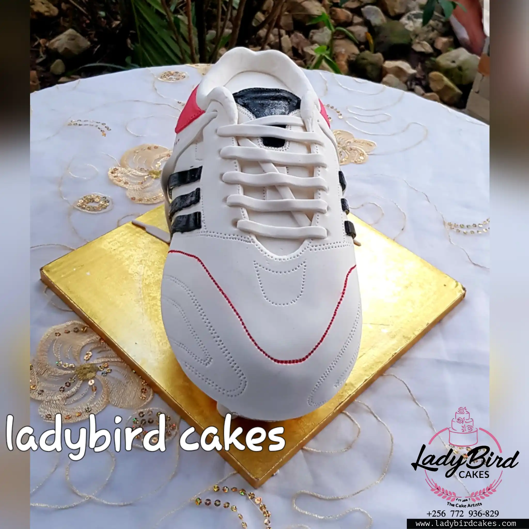 This is a custom cake of Ladybird Cakes Uganda