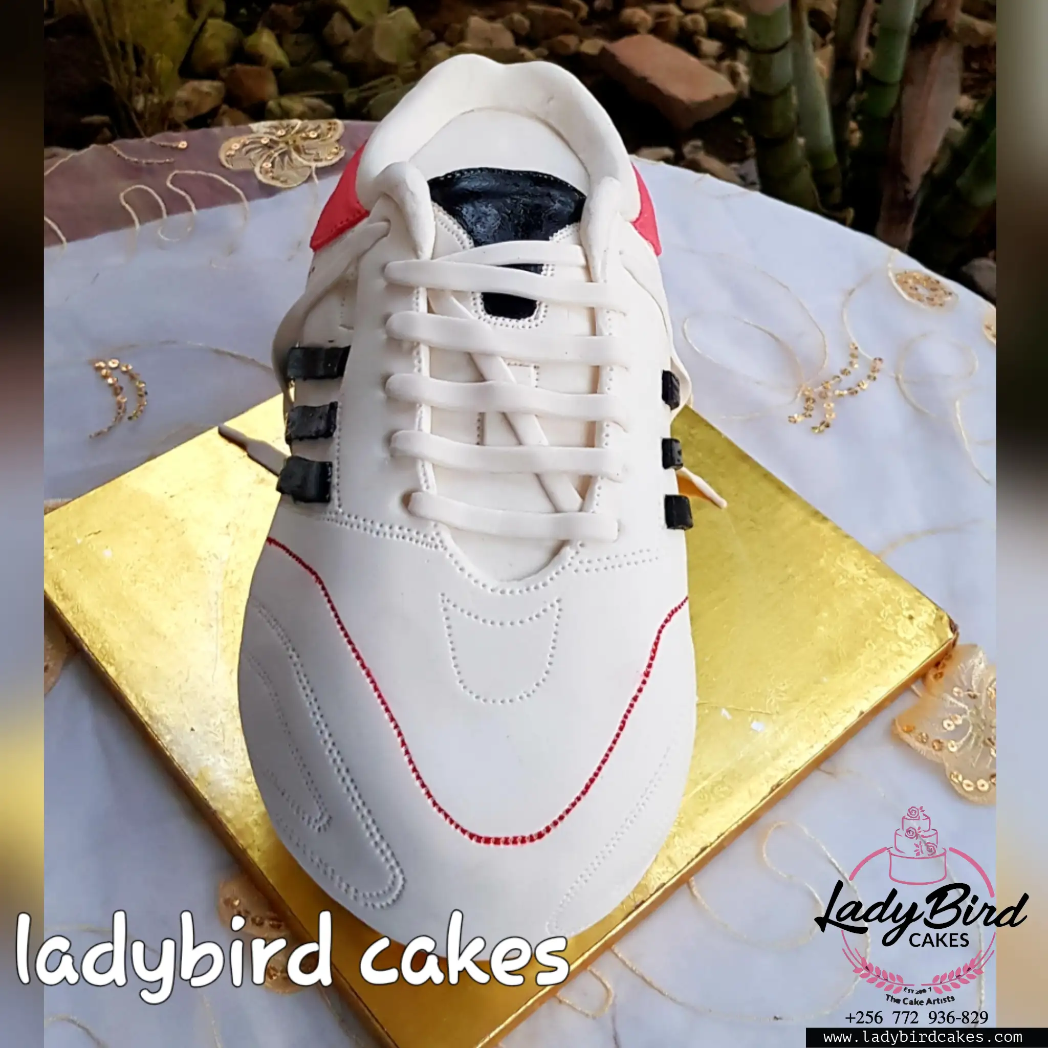 This is a custom cake of Ladybird Cakes Uganda